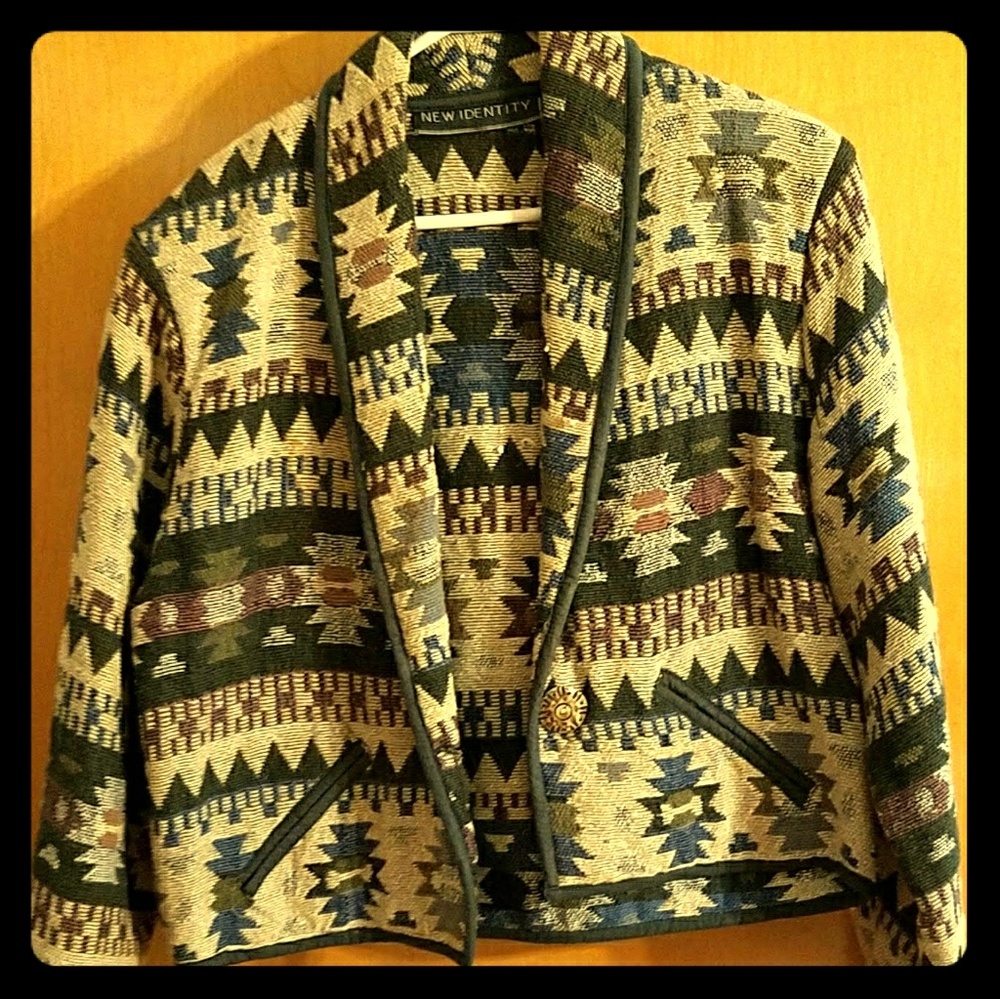 Jacket. Short Spanish style.